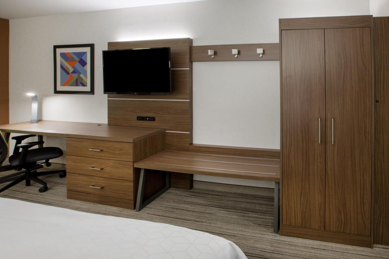 Holiday Inn Express & Suites - Milan - Sandusky Area By Ihg Esterno foto