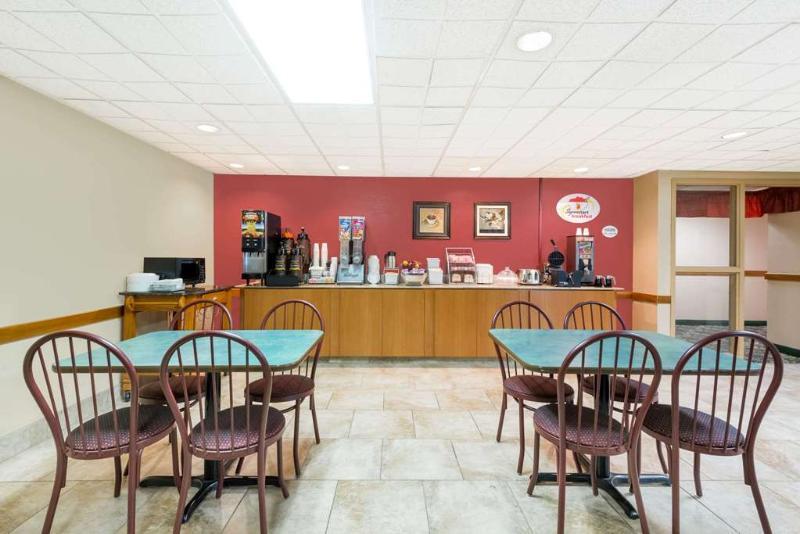 Holiday Inn Express & Suites - Milan - Sandusky Area By Ihg Esterno foto