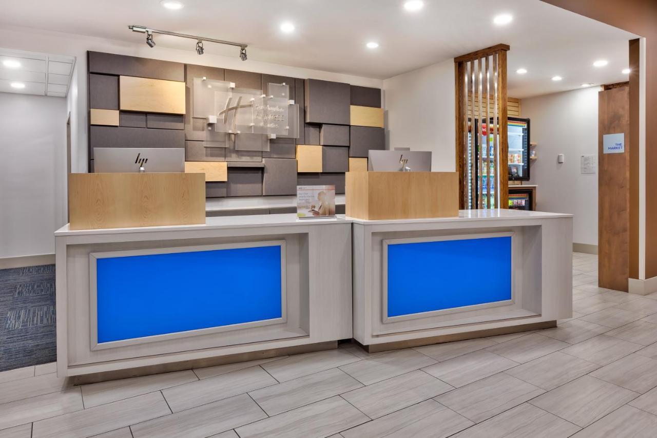 Holiday Inn Express & Suites - Milan - Sandusky Area By Ihg Esterno foto