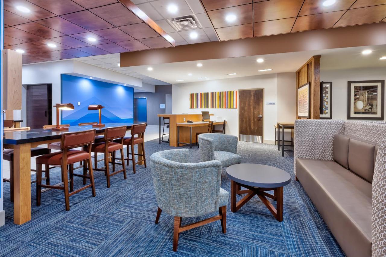 Holiday Inn Express & Suites - Milan - Sandusky Area By Ihg Esterno foto