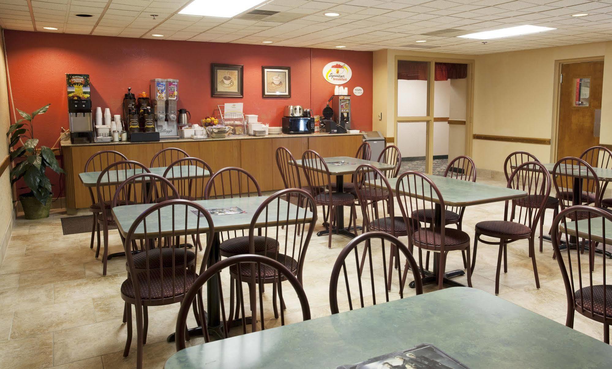 Holiday Inn Express & Suites - Milan - Sandusky Area By Ihg Esterno foto